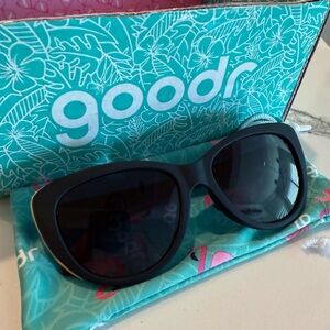 Goodr Glam G/Breakfast Run to Tiffany’s Black Sunglasses